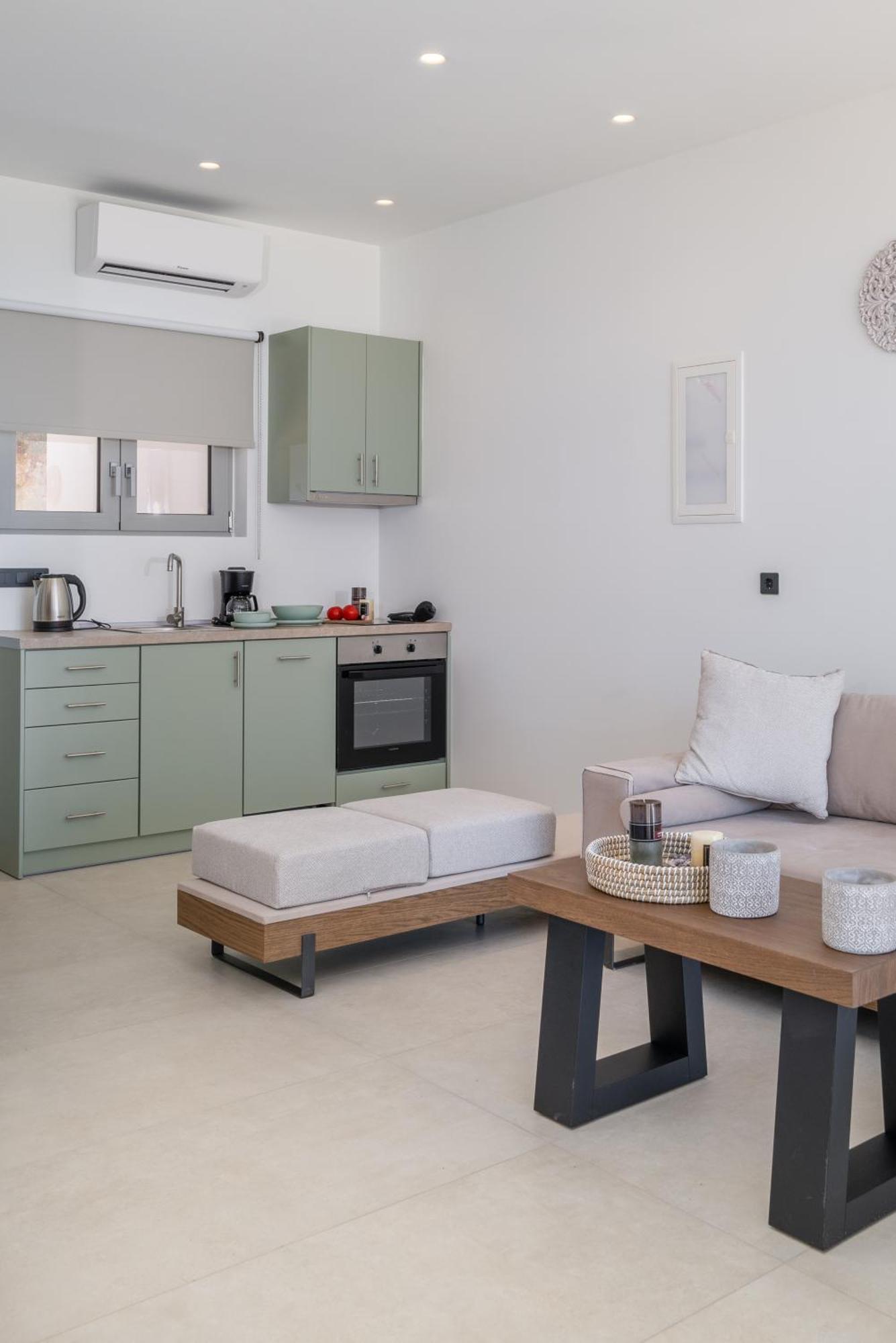 Mellamare Luxury Suites Athánion Zewnętrze zdjęcie